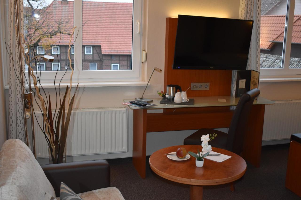 Hotel Neue Stuben วอล์ฟสบวร์ก ภายนอก รูปภาพ